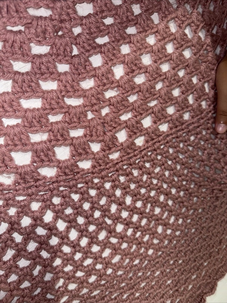 Pink Circle Blanket! Approx 70inches Long