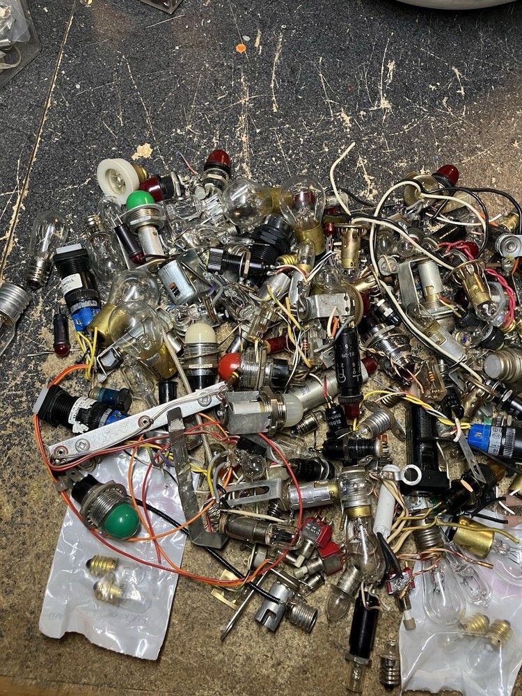 Mix Lot Used Panel Lights . Test Equipment