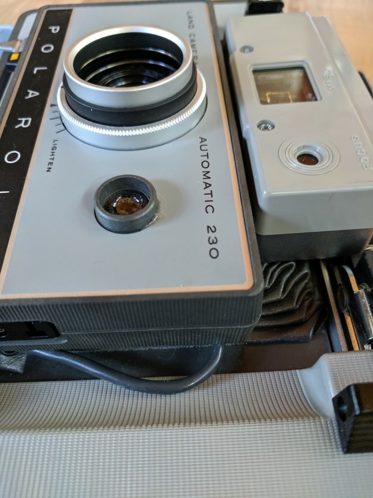 Vintage Polaroid Automatic 230 Land Camera