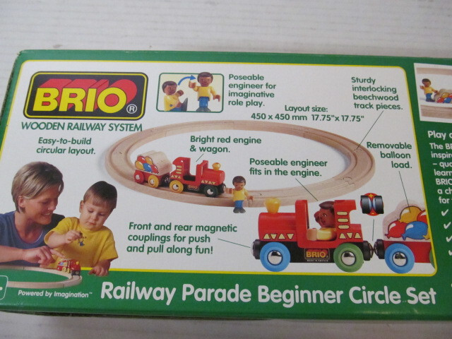 Brio Railway Parade Beginner Circle Set with Poseable Engineer, 33011
