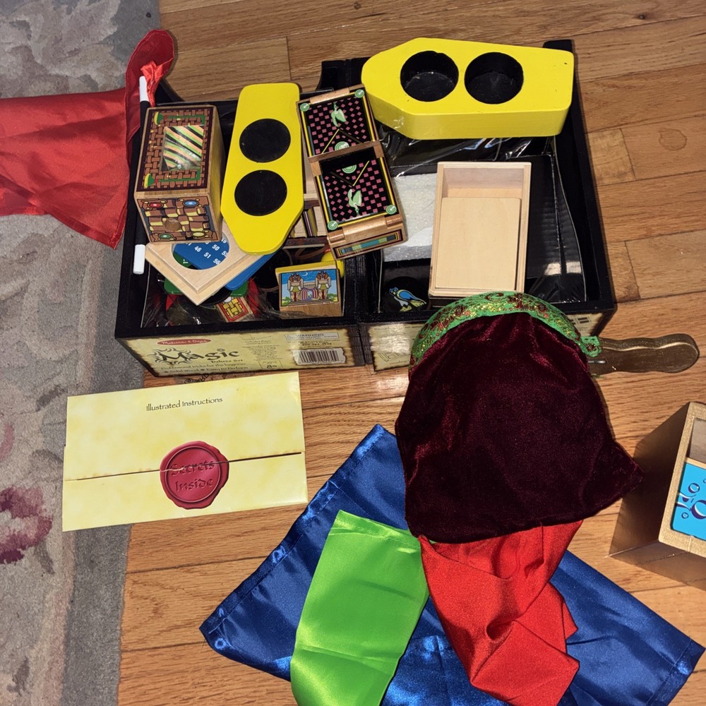 Melissa & Doug Deluxe Solid-Wood Magic Magician Set Box READ