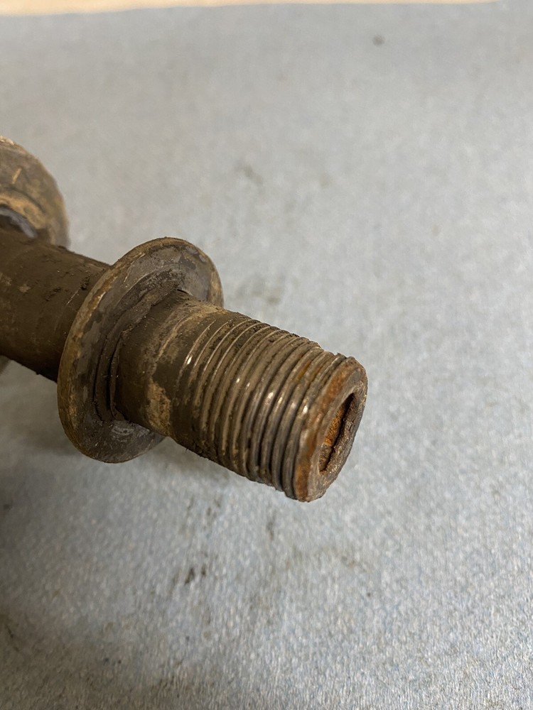 1992 kdx200 rear axel bolt