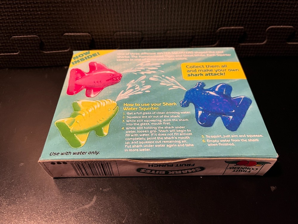 1990 Shark Bites Fruit Snacks (red squirter) - Replacement novelty display box
