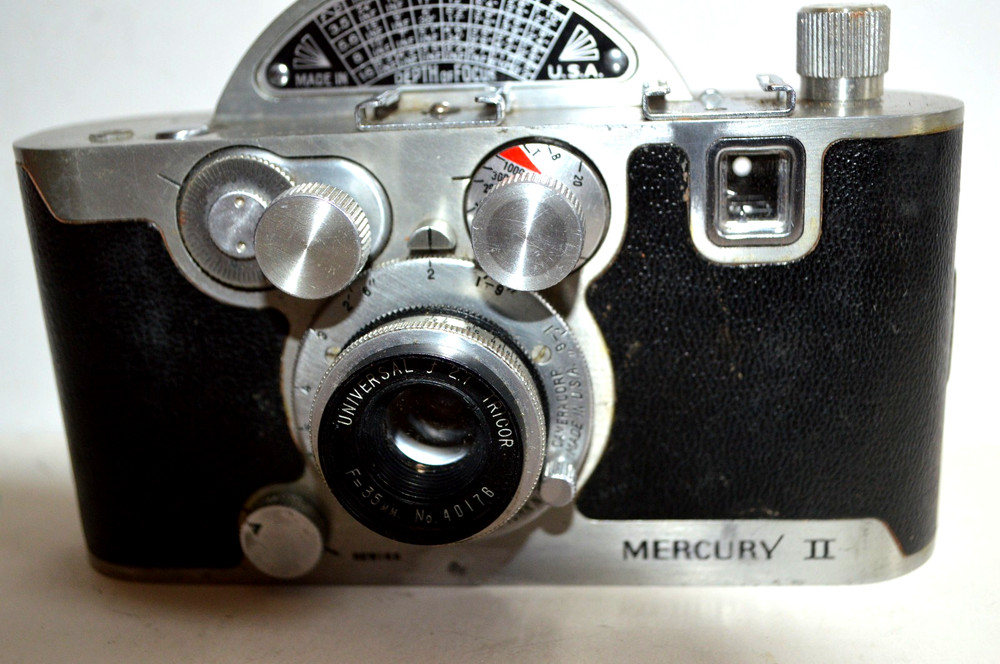 universal Mercury II 35mm 1/2 frame camera shutter w case shutter works