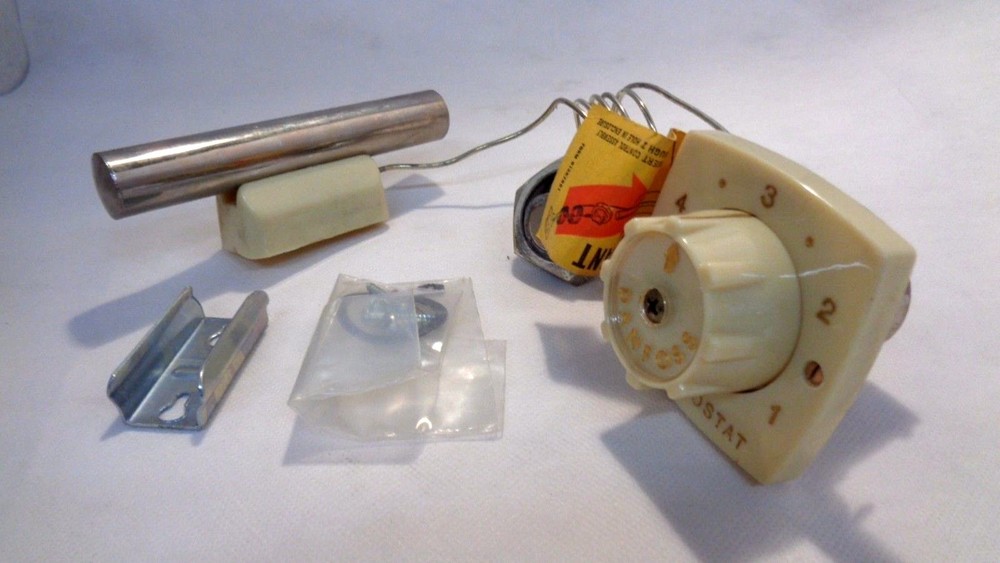 NEW IN BOX DANFOSS TYPE RA-36 CONTROL UNIT