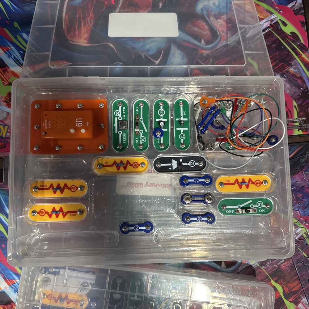 HUGE LOT Elenco Electronic Snap Circuits