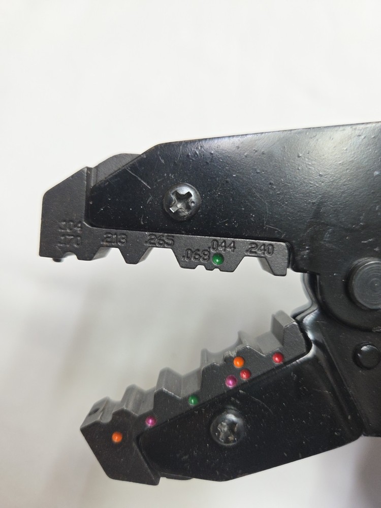 Extron CTU 300 Coax Crimp Termination Tool