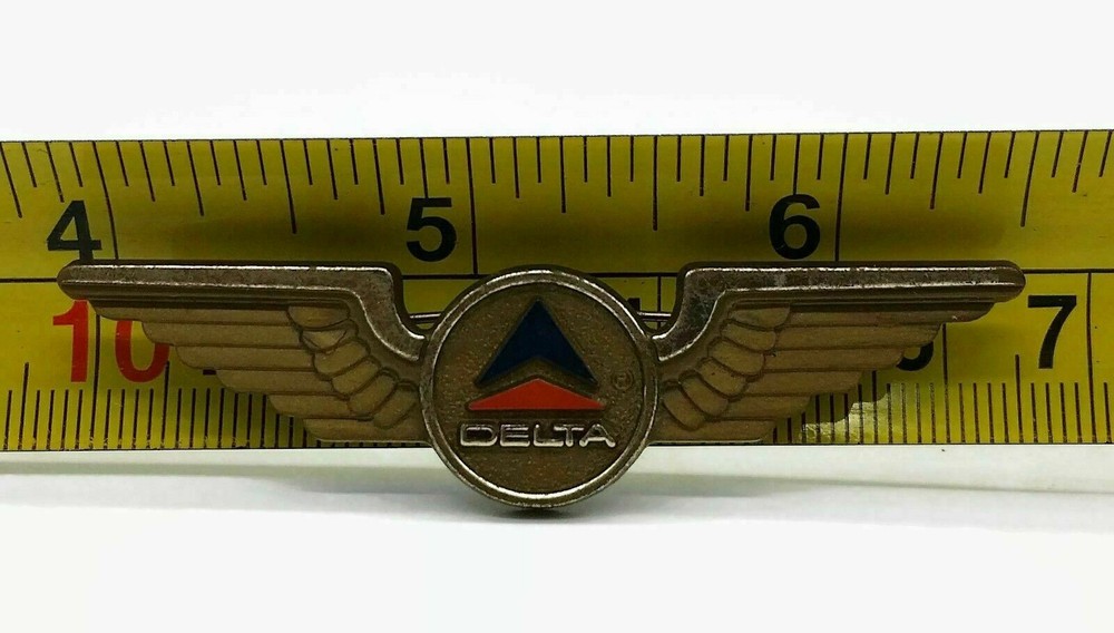 Delta Airline Junior Pilot Wings Pin Vintage Plastic