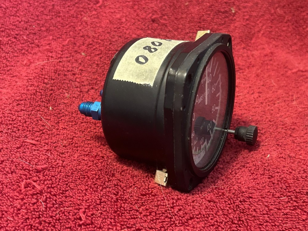 UNITED INSTRUMENTS TRUE AIRSPEED INDICATOR P/N 8125 CODE B.535