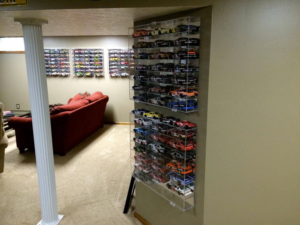 NASCAR Die cast 9 car ANGLEd SHELF 1:24 Display Case