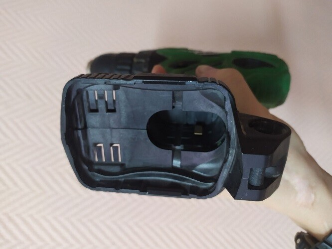 Battery Adapter for Old Hitachi 18V Tools ( Jadapters )