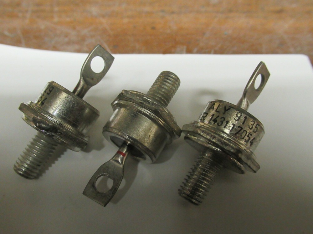 (3) VISHAY INTERNATIONAL 143117054 GENERAL PURPOSE RECTIFIER DIODE STUDS