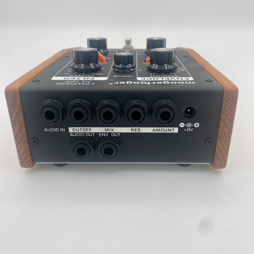 Moog MF-101 Moogerfooger Low Pass Filter