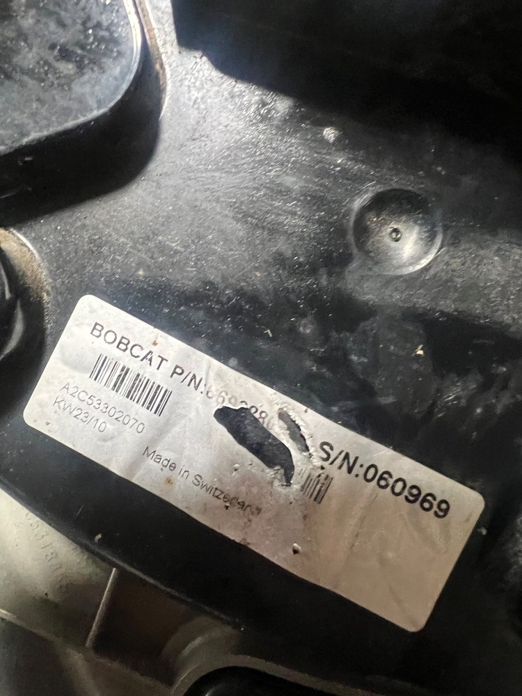 2011 s185 175 130 150 Bobcat instrument panel