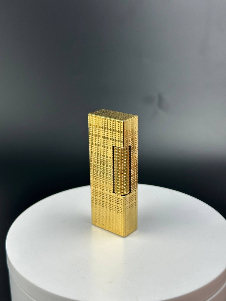 Dunhill lighter square tartan pattern Gold plated with box and papers