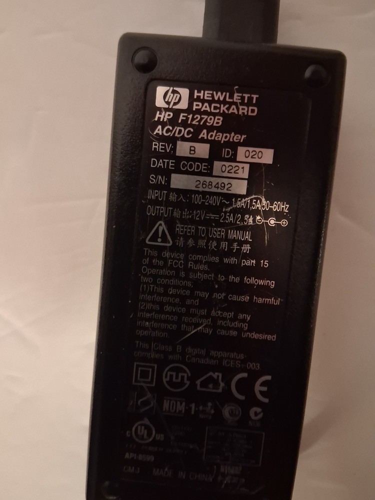 Hewlett-Packard Jornada 680 - "Powered by Microsoft Windows CE"