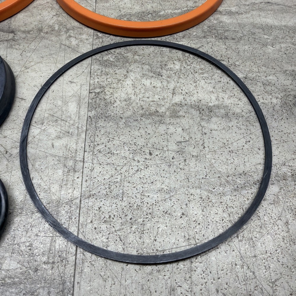 Young 20053 Cylinder Seal Kit, New