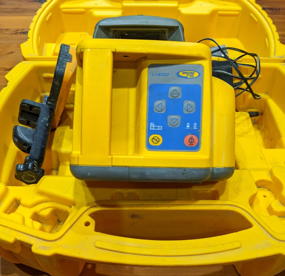 Spectra Precision Laser LL400 Used