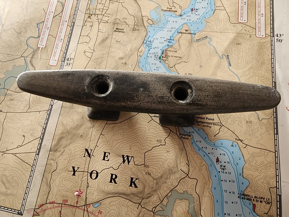 Aluminum 5-3/4" Open Base Cleat