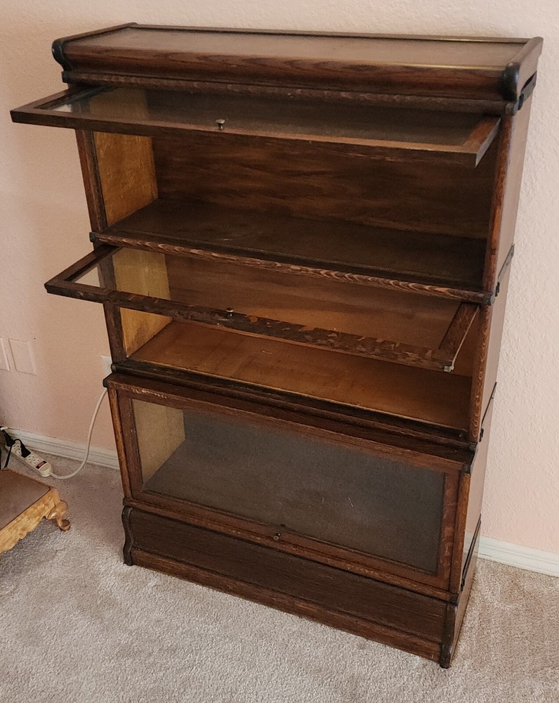 Early 1900s The Globe Wernicke Co. Antique Barrister Bookcase Stackable