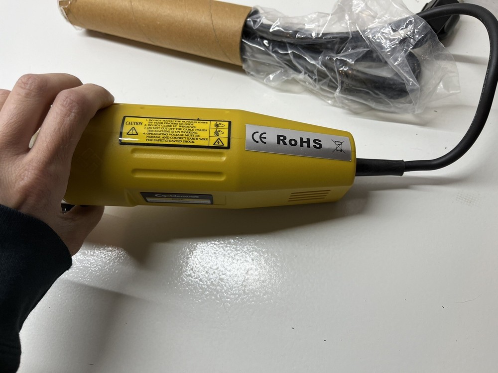 CGoldenwall Electric Fabric Shears