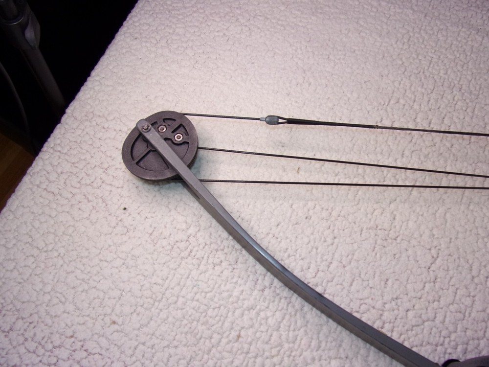 Vintage Darton 30MX Compound Bow