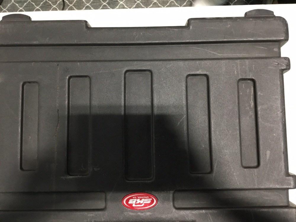 SKB Stage Five Pedal Board