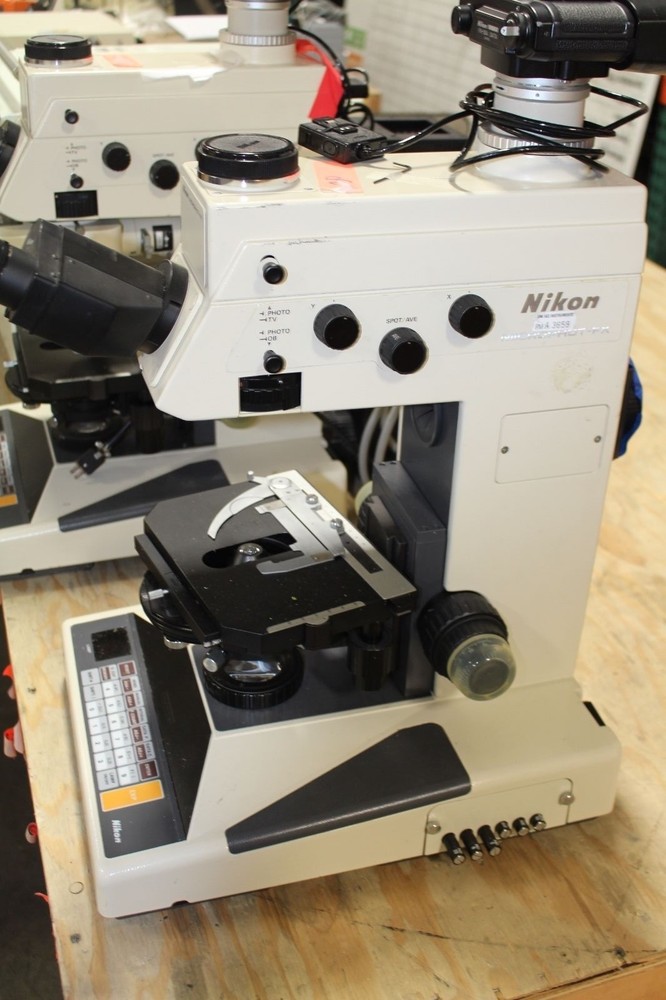 NIKON MICROPHOT FX MICROSCOPE WITH CFW10X EYE PIECES