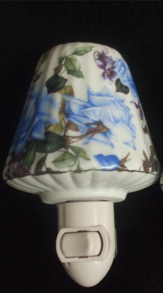 NEW Ceramic Night Light - Blue Floral