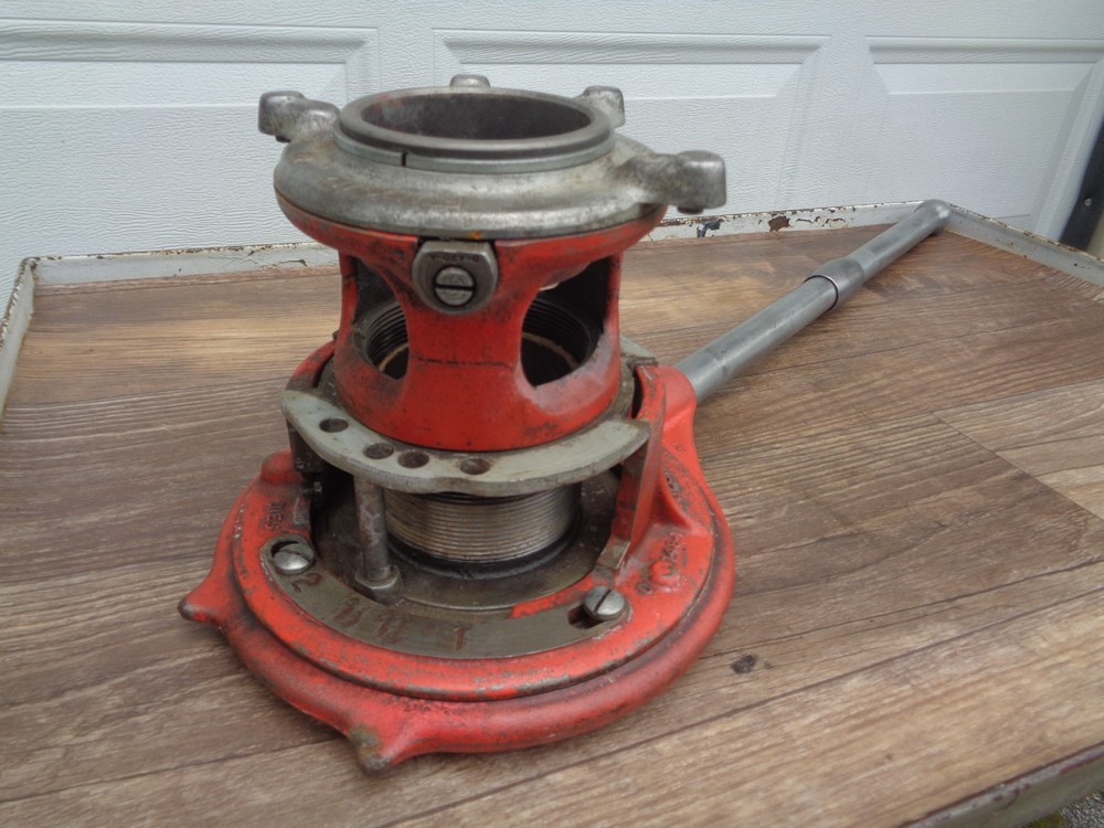 RIDGID 65-R Heavy-Duty Pipe Threader Tool 1"-2" Capacity