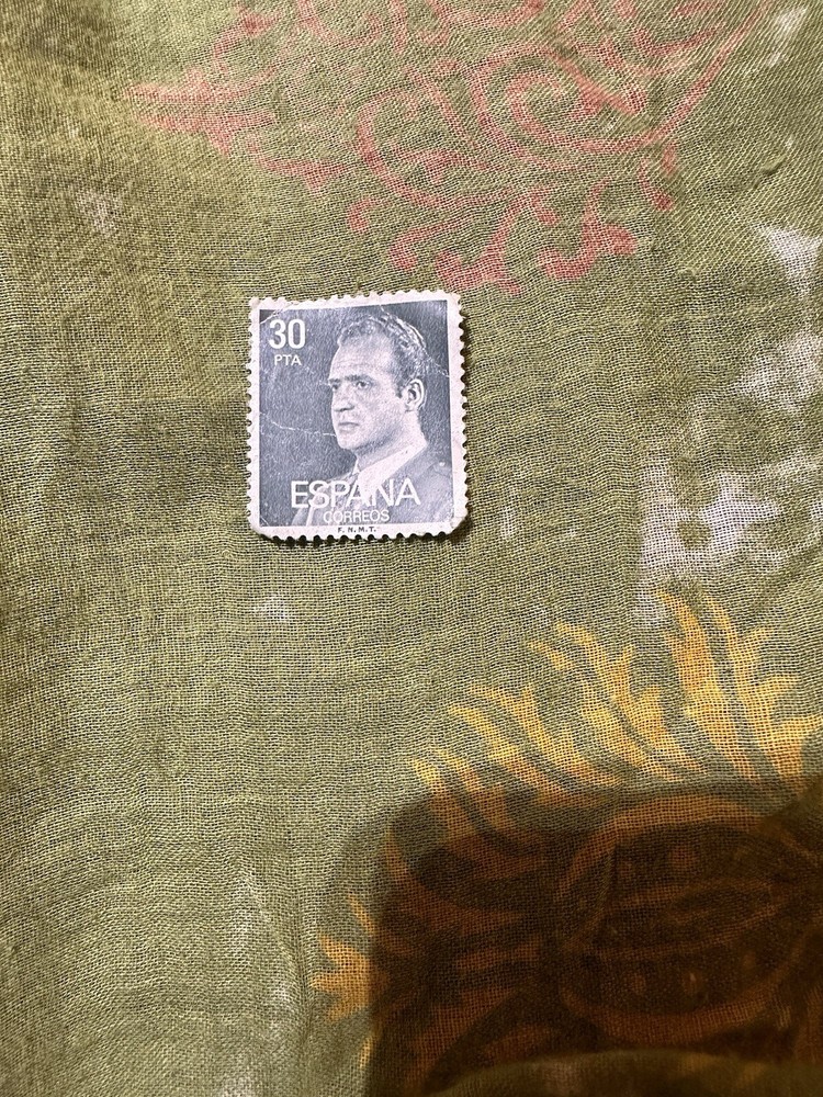 SPAIN 30pta ESPANA CORREOS ( good condition)