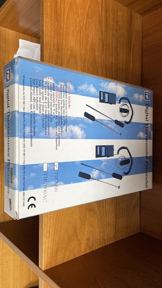 TIF 7000 Digital Thermometer Pyrometer With Standard Probes
