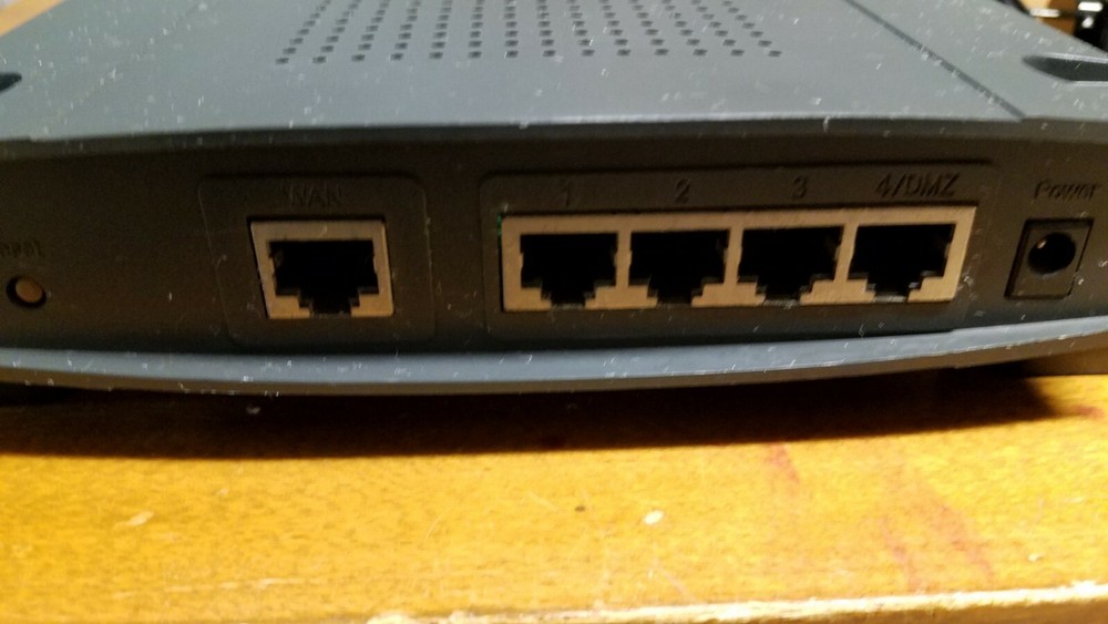Linksys BEFSX41 EtherFast Cable/DSL Firewall Router