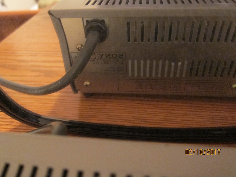 Sony EVO-410 video 8mm vcr