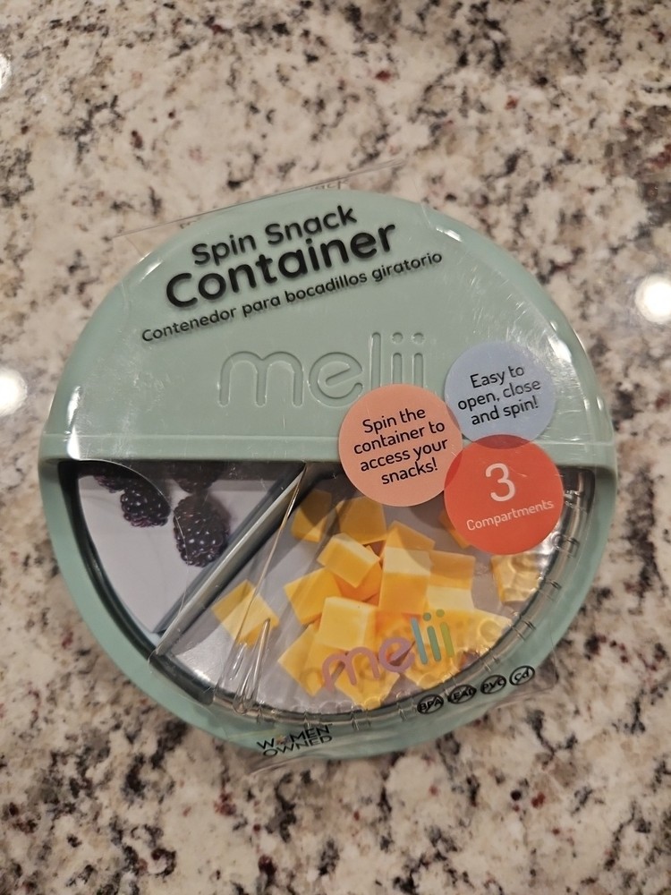 Melii Baby Blue Luxe Spin Snack Container