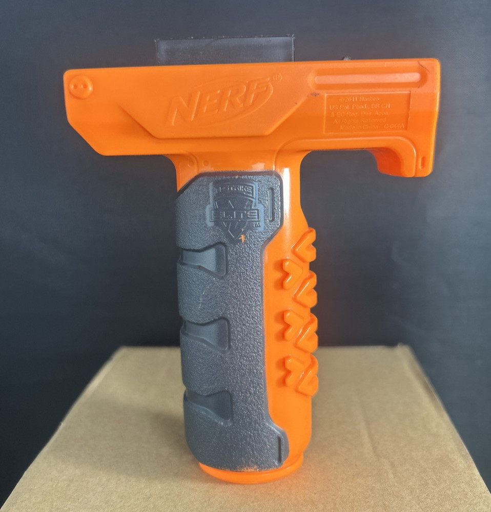 Nerf N-Strike Elite Retaliator Foregrip Grip Only  Original Part Replacement