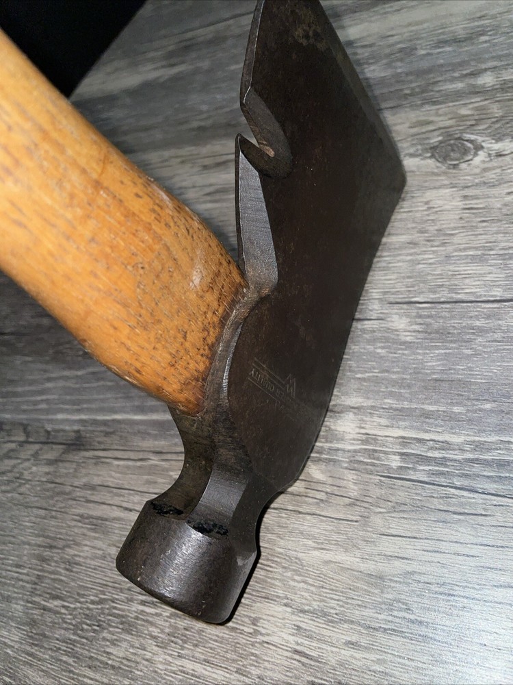 VINTAGE WARDS MASTER QUALITY HATCHET