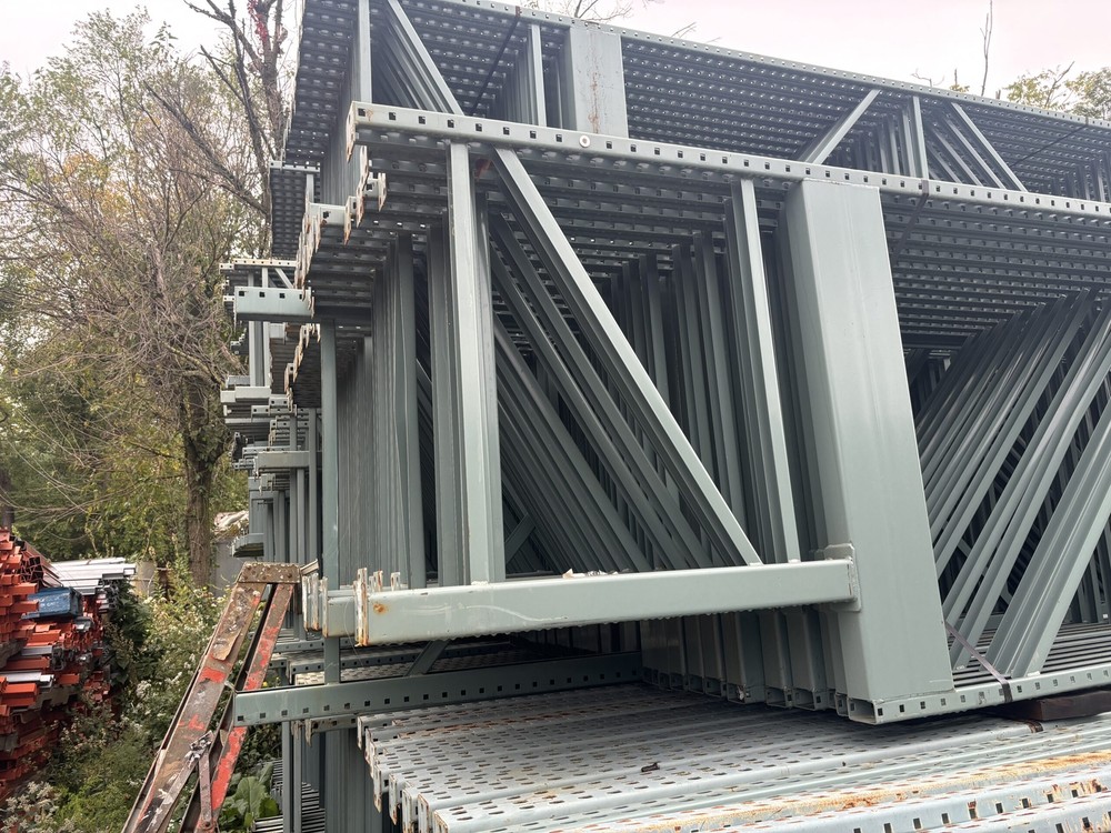 Interlake Interack30 44" x 23' Pallet Rack Upright U Frame Punch Racking