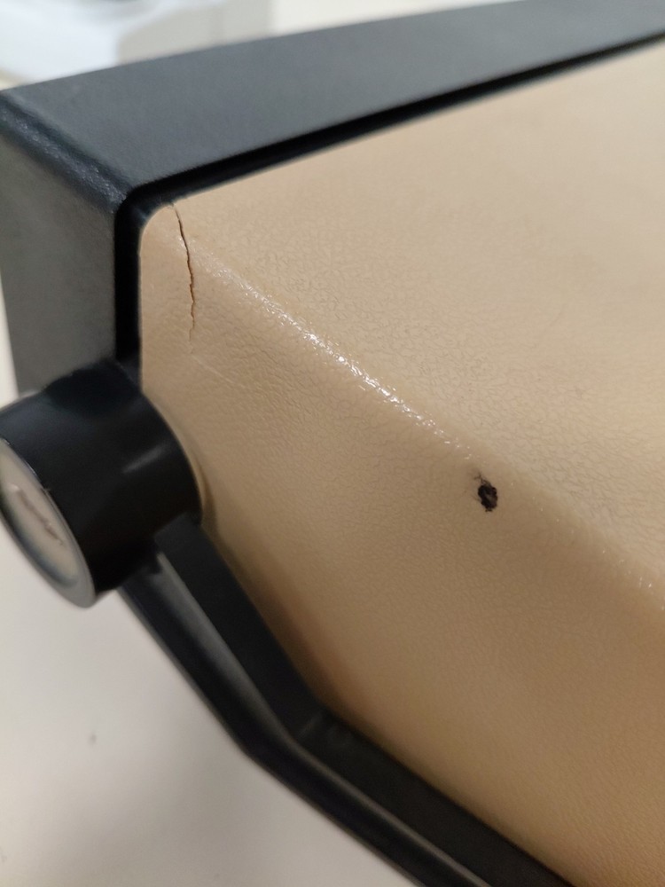 Vintage B&K Precision 1820 Universal Frequency Counter Clean Untested