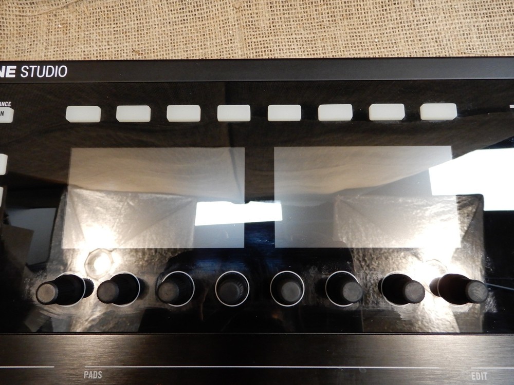 Maschine Studio Native Instruments - Black