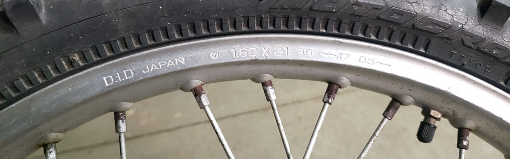 1980 Yamaha IT125 IT 125 Front Wheel