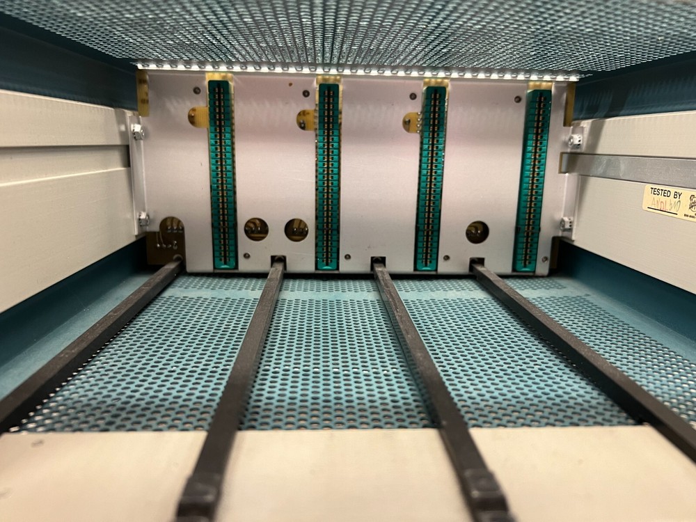 Tektronix TM-504 Main Frame