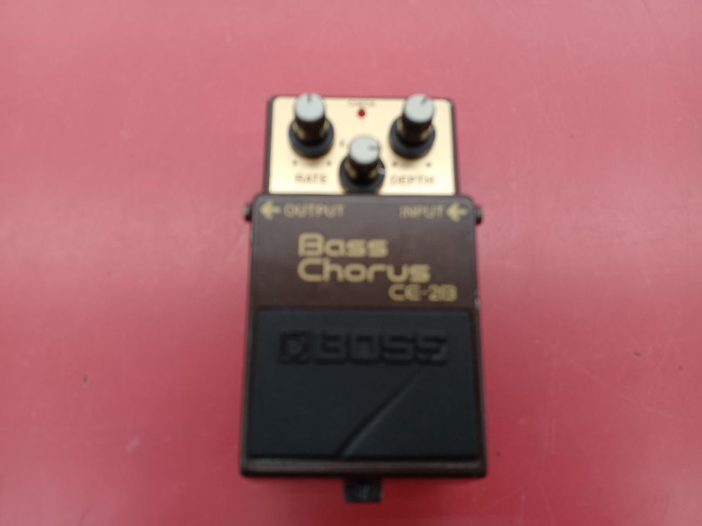 BOSS CE-2B Chorus Guitar Effects Pedal Used