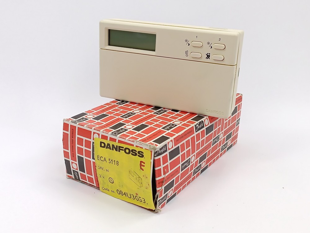 Danfoss 084U3053 ECA 5118 2 Zone Control Panel