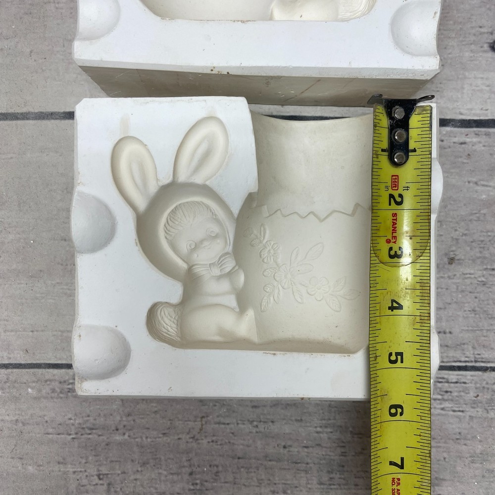 Weaver Ceramic Casting Mold Bunny With Egg #267