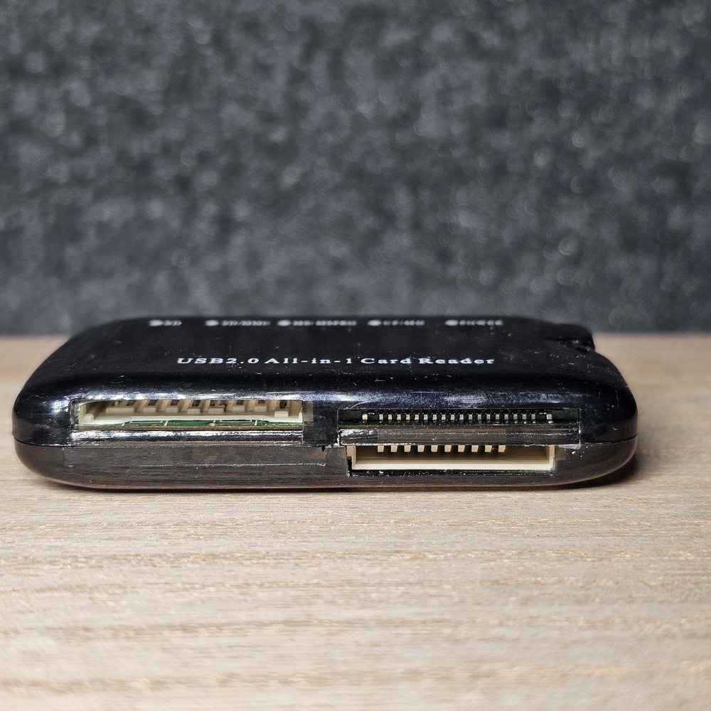 USB 2.0 Card Reader XD, SD, MS, CF High Speed Pre-owned