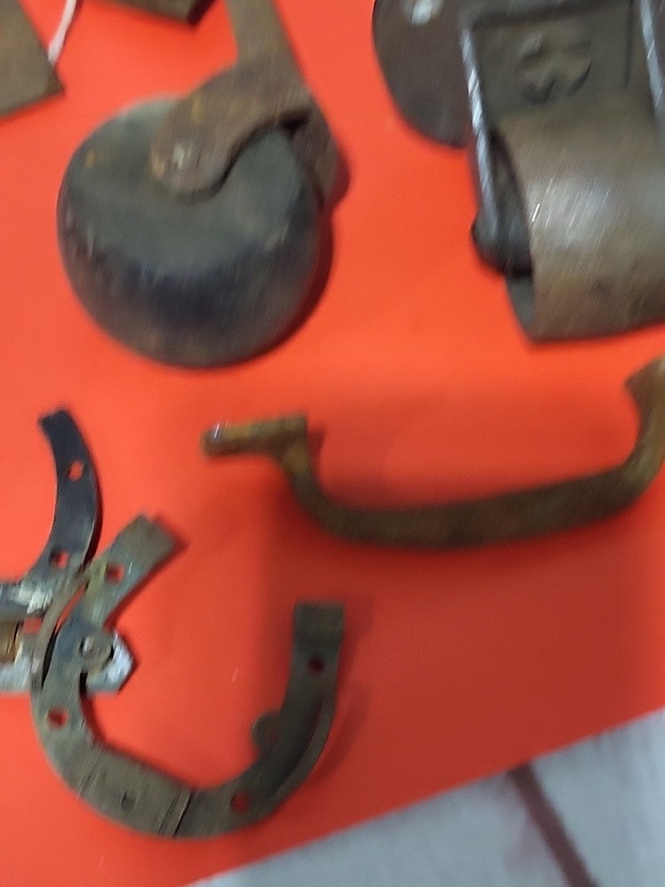 Vintage Pulleys Rusty Rustic Hinges Decor Decorative Primitive Pulley