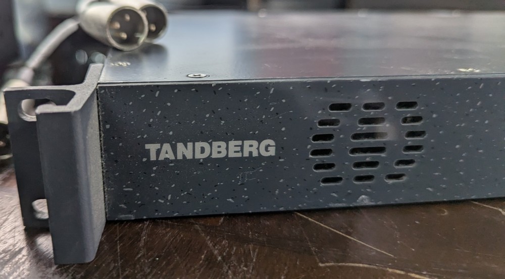 Tandberg TT1222 Receiver IRD QPSK Satellite Decoder Broadcast Rackmount