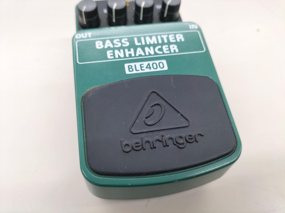 BEHRINGER EFFECTOR BLE400 From Japan