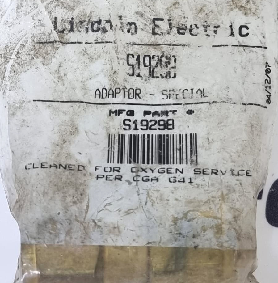 Lincoln Electric S19298 Regulator Adapter